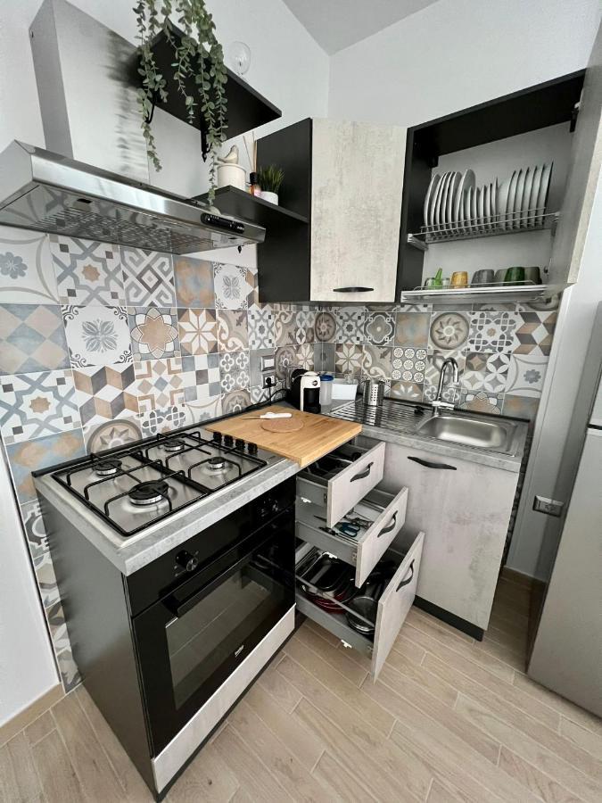 A Casa Di Ale Apartment ซานตามาเรีย ดิ กาสเตลลาบาเต ภายนอก รูปภาพ